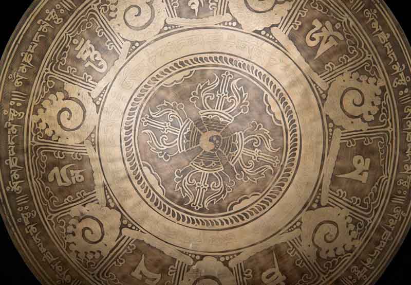 Gong Tibétain Bouddhiste Double Vajra Gravé du Népal