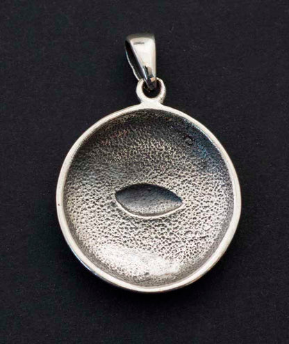 Pendentif Œil d’Horus (Oudjat) en argent massif 925 – Bijou de l’Égypte ancienne