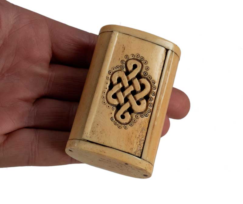 Boîte À Grillon En Os – Artisanat Chinois Aux Motifs Bouddhistes Et Animaliers