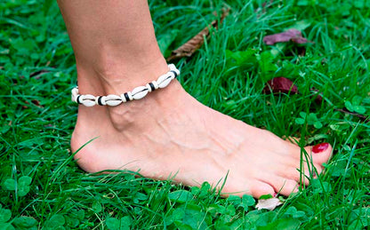 Bracelet de cheville Cauri en coquillages – Bijou ethnique artisanal