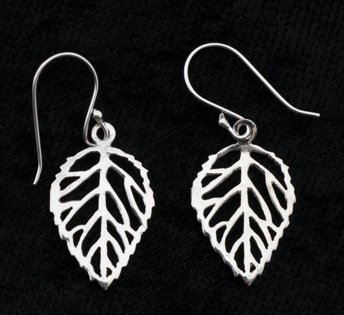 Boucles d’oreilles feuille de l’Arbre de Vie celtique en argent 925 – Symbole d’harmonie et de renouveau