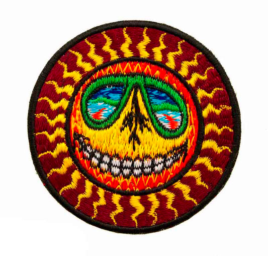 Écusson Brodé Soleil Et Tête De Mort Psychédélique Népalais