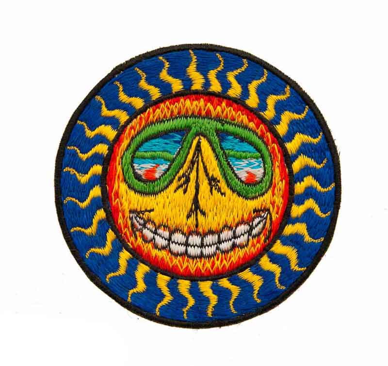 Écusson Brodé Soleil Tête De Mort Psychédélique Népalais