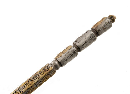 Khatvanga Tibétain en Fer Ciselé – Sceptre Rituel du Bouddhisme Tantrique