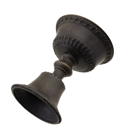 Lampe à beurre bouddhiste de monastère en bronze – Dipa pour offrande de lumière