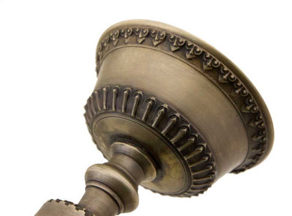 Lampe à beurre bouddhiste de monastère en bronze – Dipa pour offrande de lumière