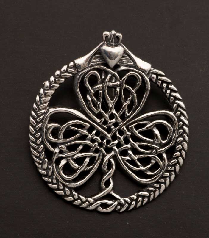 Pendentif celte grand trèfle irlandais – Shamrock avec entrelacs en argent massif 925