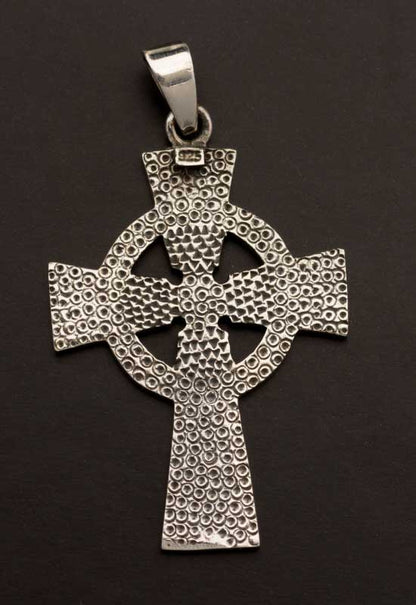 Pendentif croix celtique en argent – bijou celte traditionnel breton