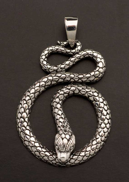 Pendentif tibétain serpent cobra en argent massif 925 – Bijou protecteur artisanal