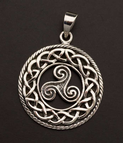 Pendentif Triskel en argent 925 – nœud celte symbole ancestral