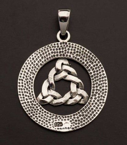 Pendentif celtique Triquetra – nœud d’éternité en argent massif 925
