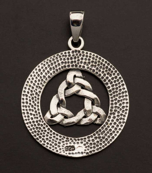 Pendentif celtique Triquetra – nœud d’éternité en argent massif 925