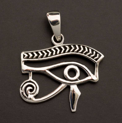 Pendentif Œil d'Horus en argent 925 – Symbole de spiritualité et d'élégance