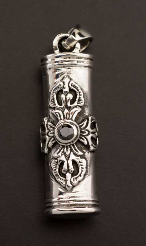 Ghau Pendentif Tibétain Om Mani Padme Hum et Vajra Argent 925