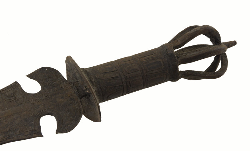 Ancien Khadga Tibétain en Fer 55 cm – Épée Rituelle de Manjushri