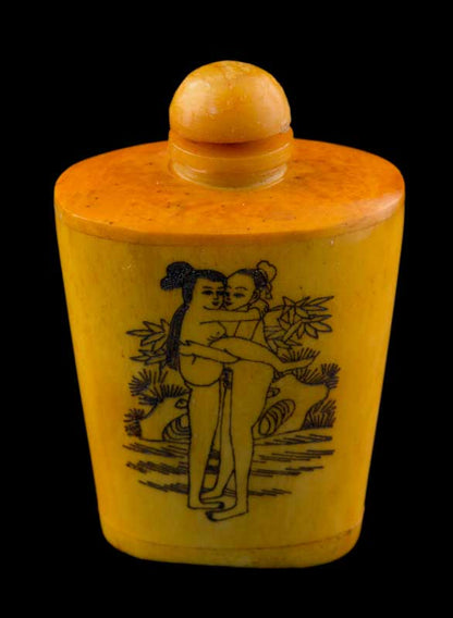 Tabatière Chinoise Kamasutra En Os de Bœuf – Flacon à Tabac à Priser Artisanal