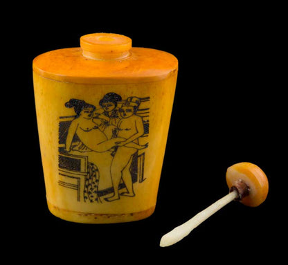 Tabatière Chinoise Kamasutra En Os de Bœuf – Flacon à Tabac à Priser Artisanal
