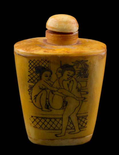 Tabatière Chinoise Kamasutra En Os de Bœuf – Flacon à Tabac à Priser Artisanal