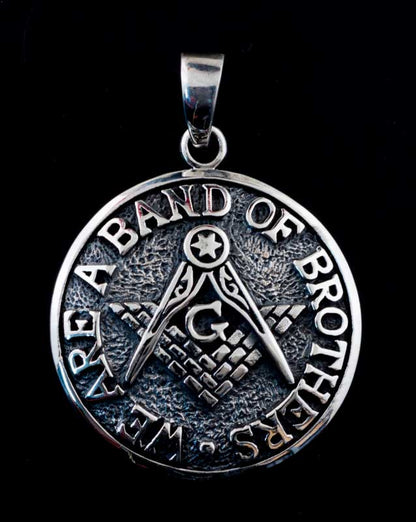 Pendentif Maçonnique Circulaire en Argent 925 – Symbole de Fraternité et de Tradition