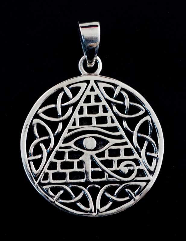 Pendentif Maçonnique en Argent 925 – Œil d’Horus et Géométrie Sacrée