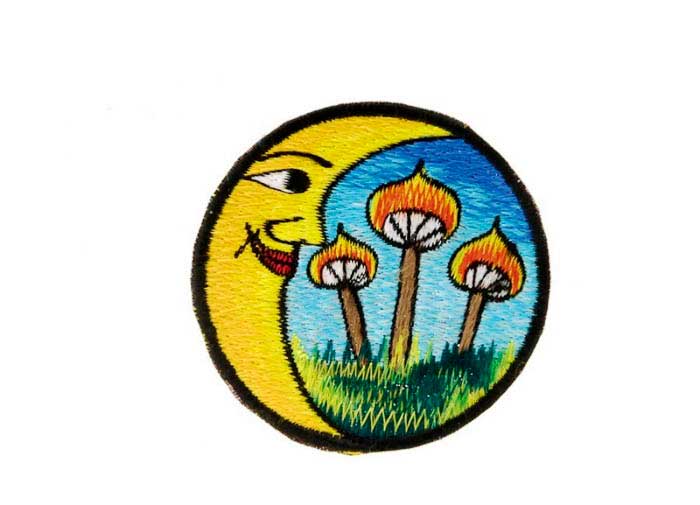 Écusson Brodé Mandala Lune Champignon Bouddhiste