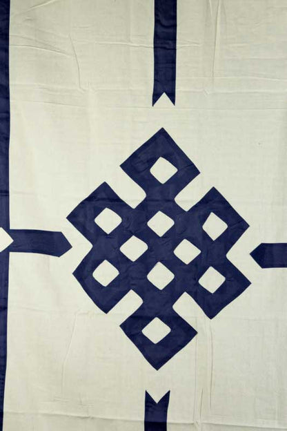 Tenture de Porte Tibétaine Écru et Bleu Marine – Rideau Brodé avec Nœud Sans Fin