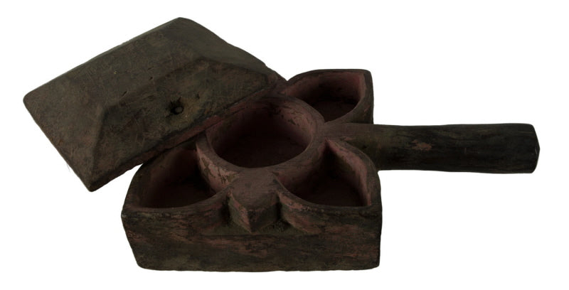 Grande Boîte À Tikka Ancienne En Bois Sculpté – Artisanat Populaire Indien