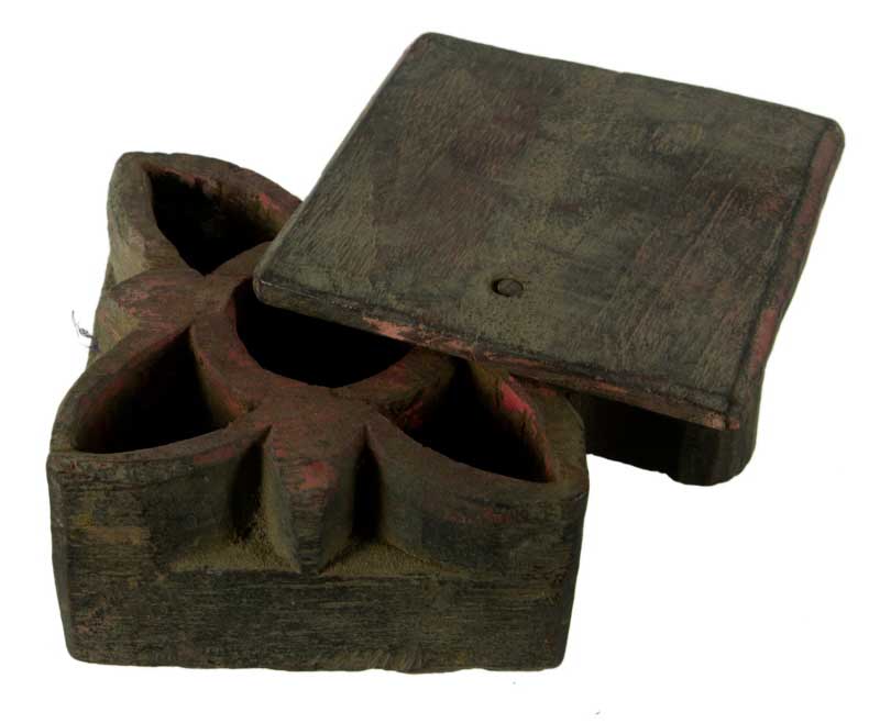 Boîte À Tikka En Bois Sculpté – Artisanat Traditionnel De L'Inde Et Du Népal