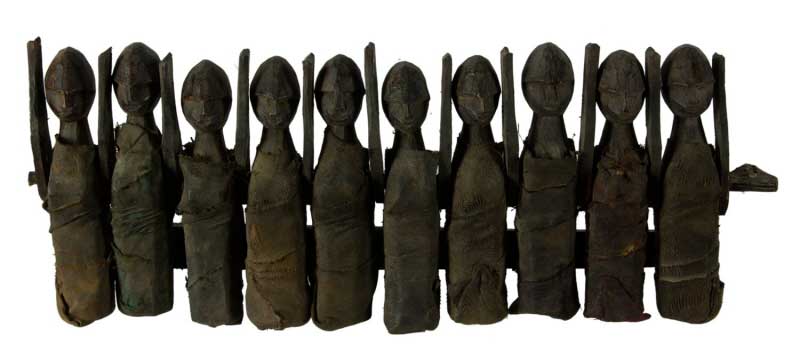 Figure tribale – Série de statuettes / poupées rituelles chamaniques du Népal