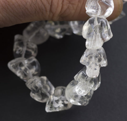 Bracelet Tibétain Tête De Mort En Cristal De Roche – Perles Sculptées Du Népal