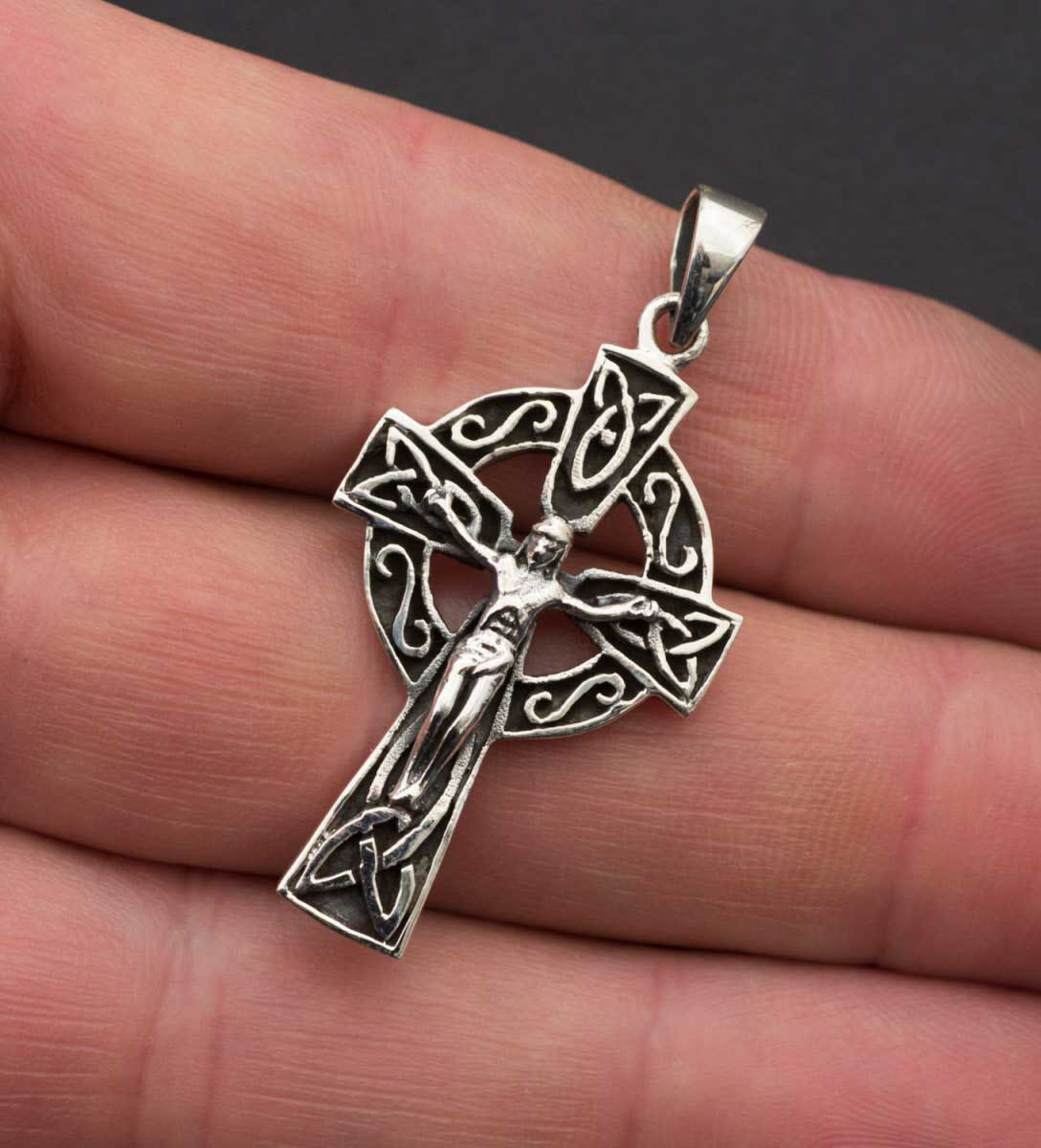 Pendentif croix celtique crucifix celte irlandais – Triquetra BZH en argent massif 925