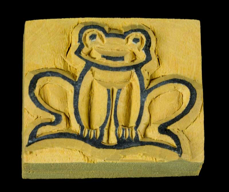 Tampon Encreur En Bois Sculpté – Motif Grenouille