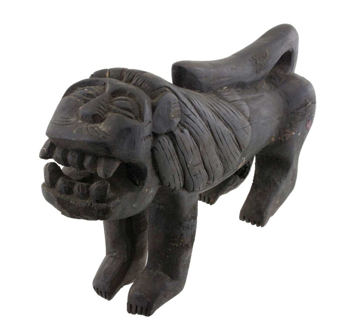 Couple de Lions Gardiens du Temple – Sculptures Antiques Boudhistes du Népal