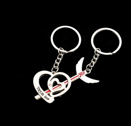 Lot de 2 Porte-Clés « I Love You » – Flèche et Cœur en Acier