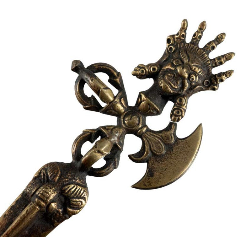 Phurba Parashu – dague rituelle du bouddhisme tantrique en laiton (Népal)