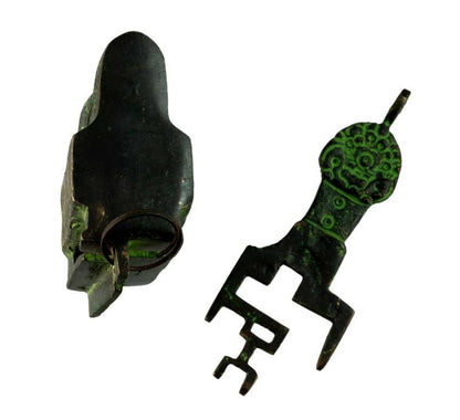 Cadenas Décoratif D’Inspiration Tibétaine En Laiton Et Fer – Artisanat Du Népal