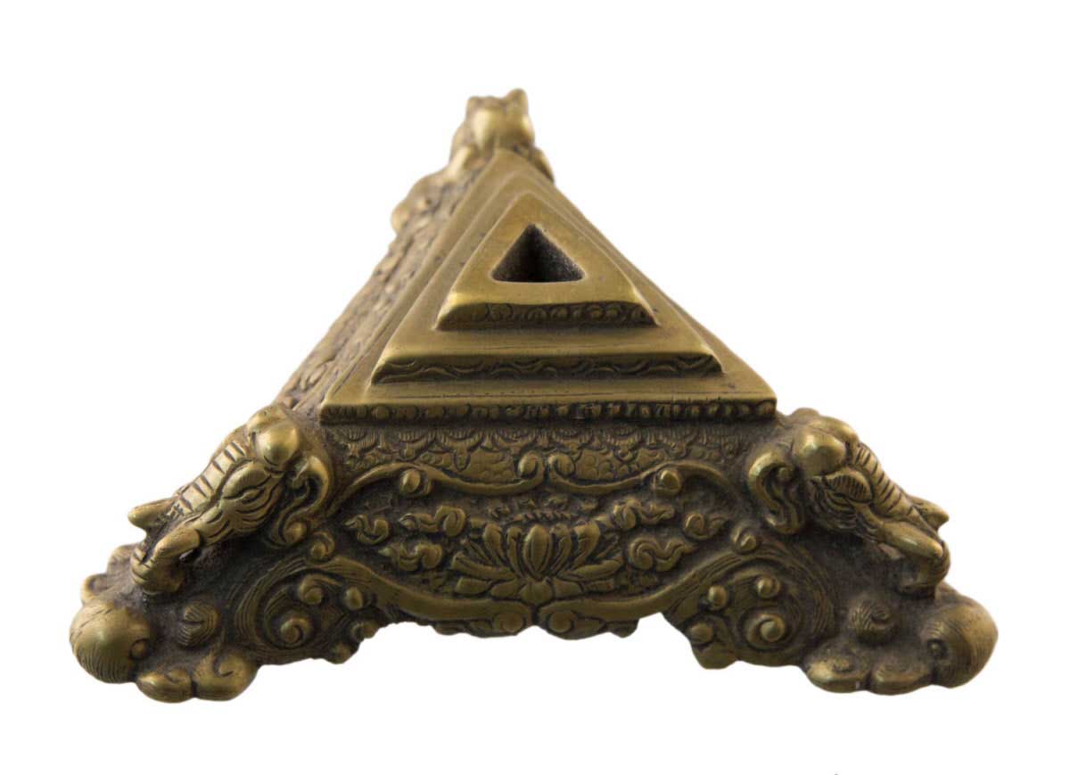 Trépied Support Phurba Avec Tête D’Éléphant – Socle Rituel Bouddhiste Népalais
