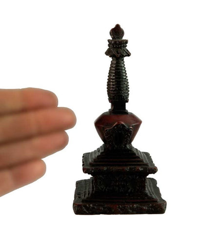 Stupa Tibétain En Résine Bordeaux – Décoration Bouddhiste Artisanale Du Népal