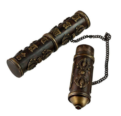 Étui à encens tibétain en cuivre et laiton – porte-bâtonnets décoré du Vajra et de mantras