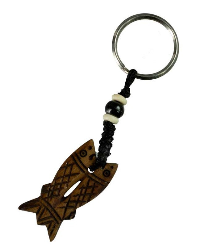 Porte-Clés Double Poisson Feng Shui en Os de Bovin – Artisanat Traditionnel du Népal