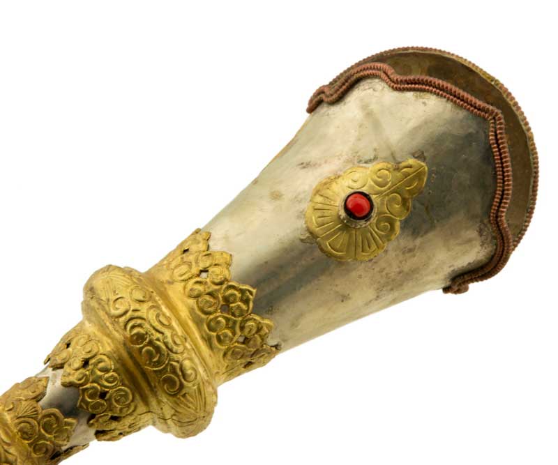 Trompette tibétaine Kangling – instrument rituel du Chöd en métal repoussé