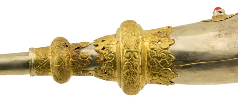 Trompette tibétaine Kangling – instrument rituel du Chöd en métal repoussé