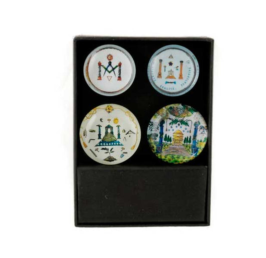 Coffret de 4 Magnets Franc-Maçonnerie en Verre – Symboles Maçonniques Assortis