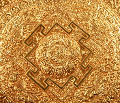 Mandala Bouddhiste Tibétain En Cuivre Doré 23,5 cm – Symboles Ashtamangala Du Népal
