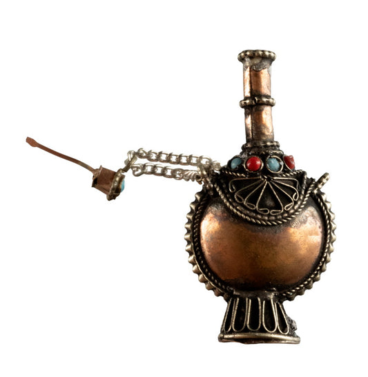 Fiole Tibétaine Authentique du Népal en Cuivre et Métal Argenté – Objet de Curiosité Vintage