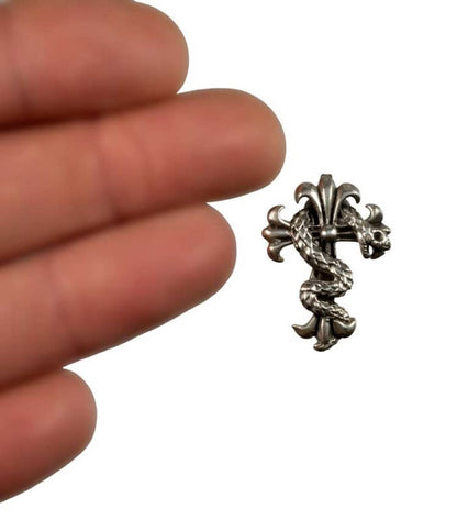Pendentif croix et serpent en argent 925 – bijou symbolique au style gothique