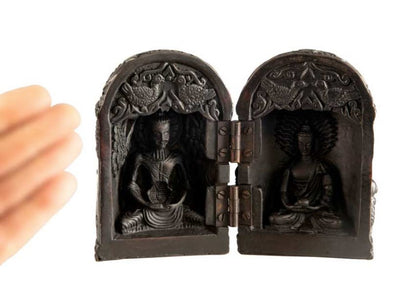 Autel de voyage bouddhiste népalais 12,5 cm – sanctuaire portatif en résine