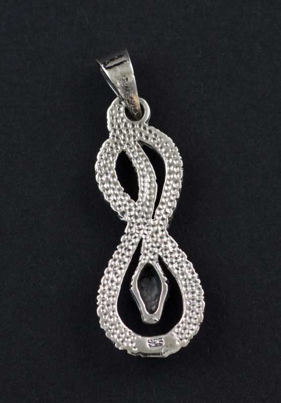 Pendentif tibétain serpent cobra Naja en argent massif 925 – Bijou protecteur artisanal