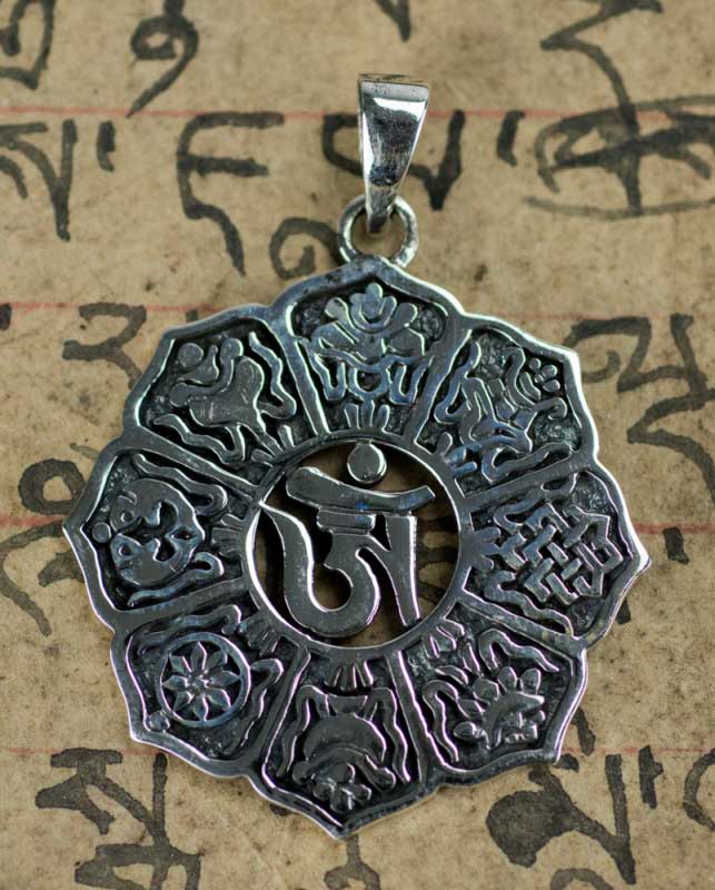 Pendentif Bouddhiste Astamangala et Om Tibétain en Argent 925