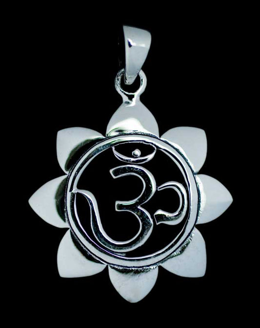 Pendentif Tibétain Om Sacré en Argent Massif 925